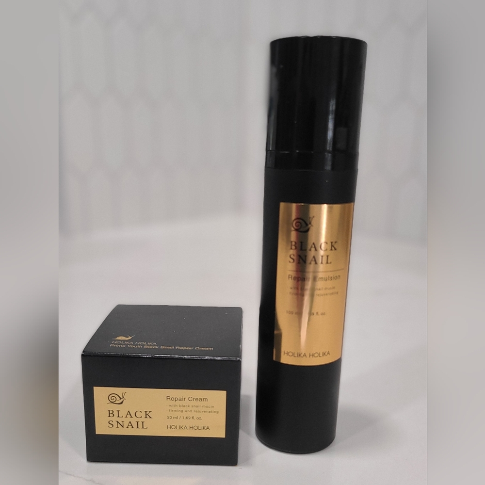 *NEW* Holika Holika Black Snail Repair Set